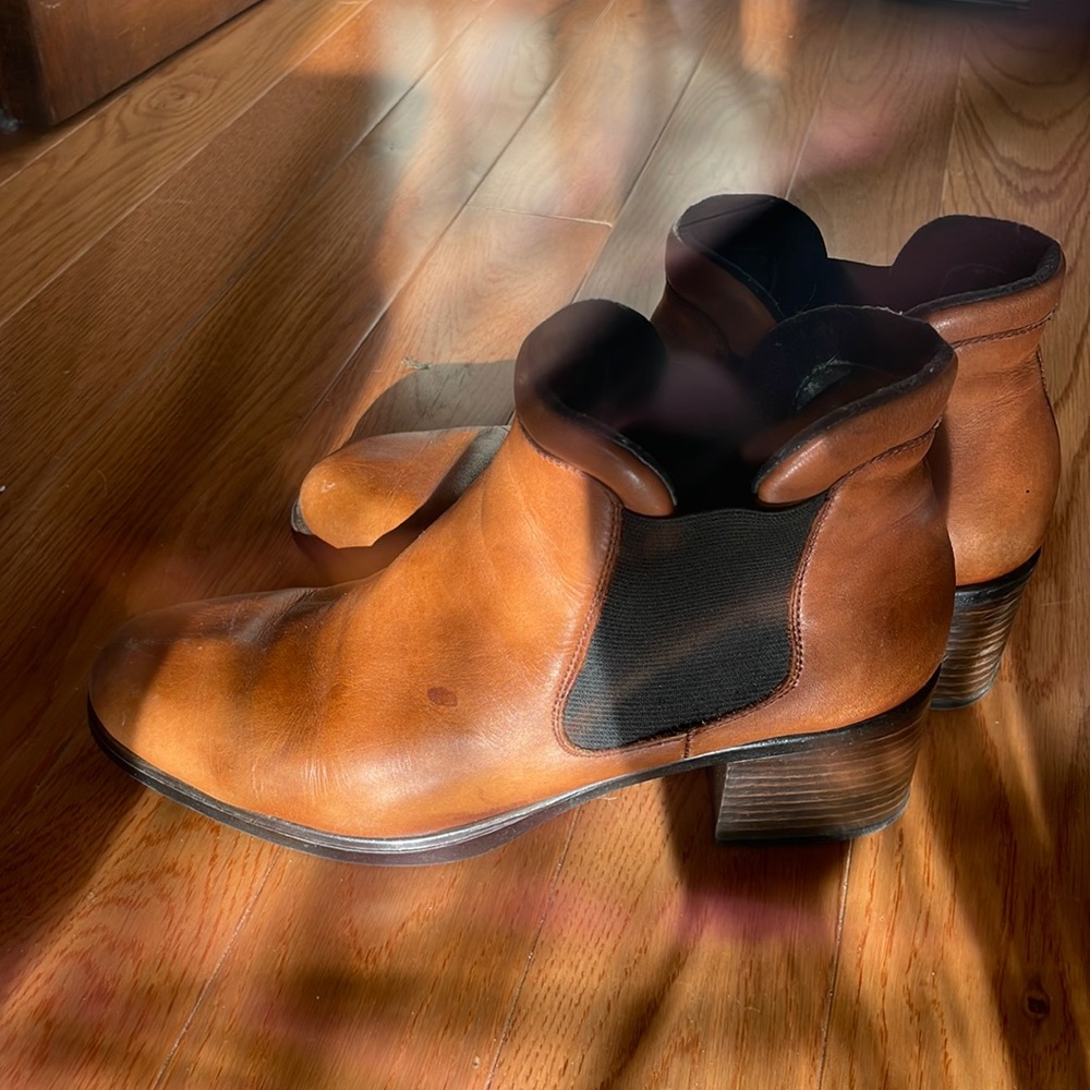 Classic Chelsea Boots from Rieker size 9
